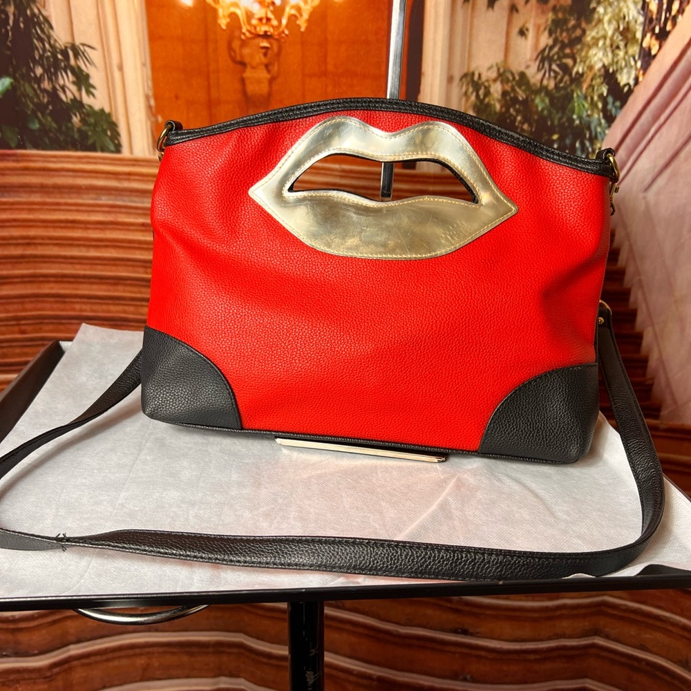 Hot Lips Vegan Leather Red, Silver and Black Women's crossbody bag 💋❤️🌹